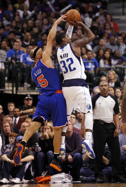 突出人文精 突出人文精